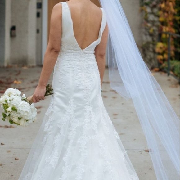 LACE beaded ivory wedding dress gown train  4 - Picture 4 of 4